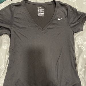 Black dri-fit Nike tee